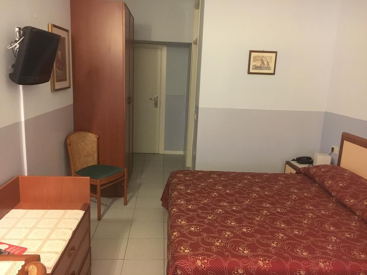 Hotel Le Ginestre Lido di Camaiore Zewnętrze zdjęcie