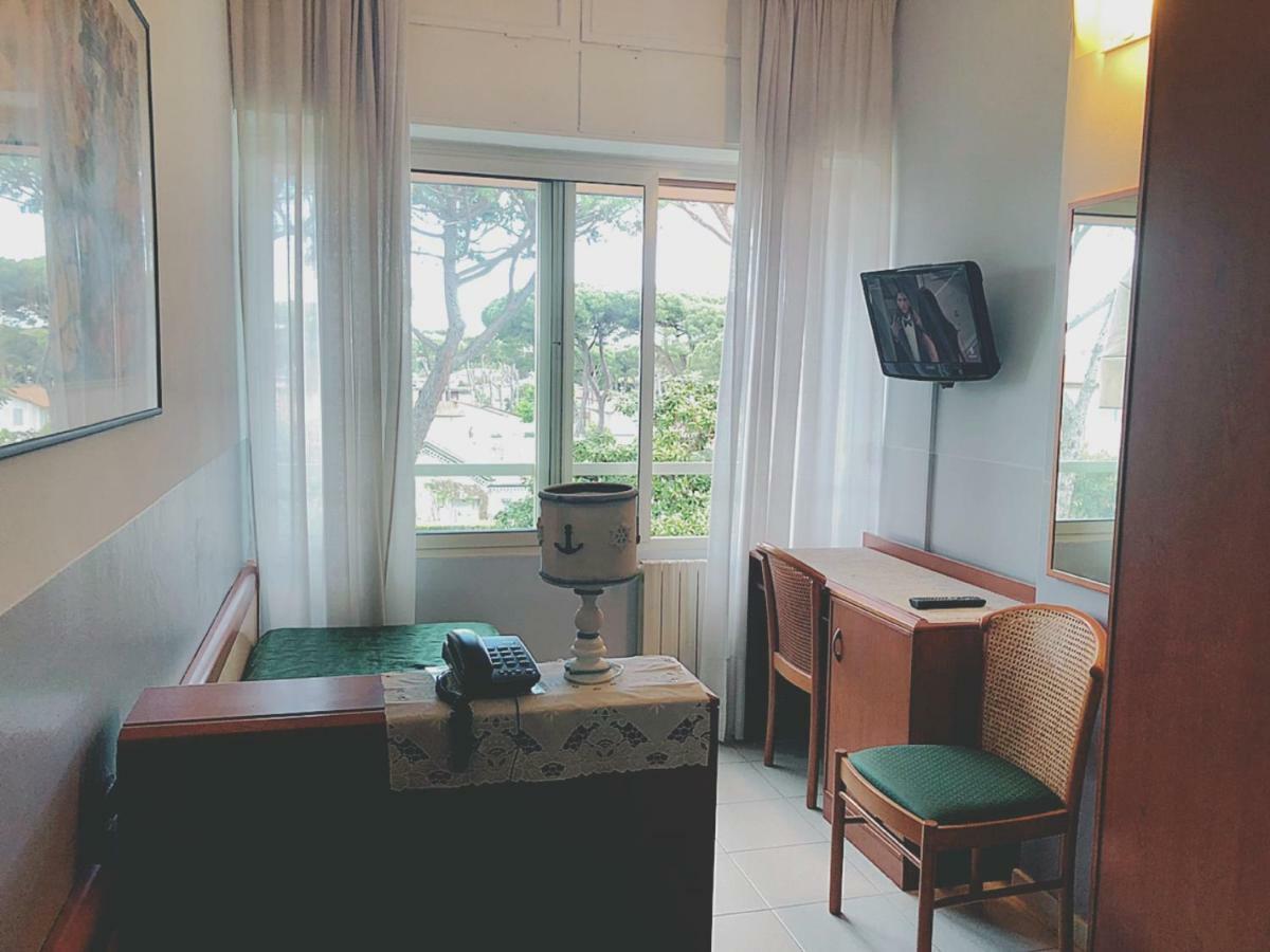Hotel Le Ginestre Lido di Camaiore Zewnętrze zdjęcie