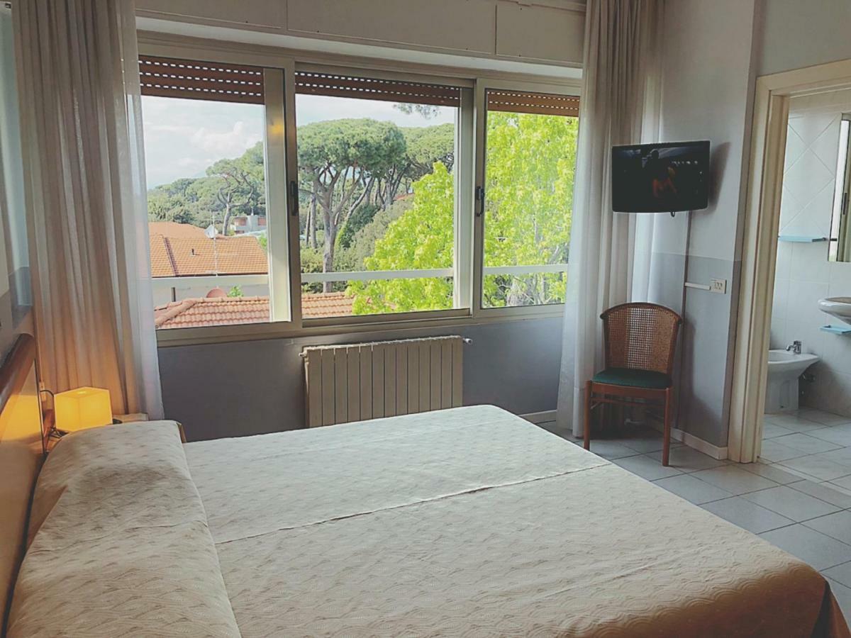 Hotel Le Ginestre Lido di Camaiore Zewnętrze zdjęcie