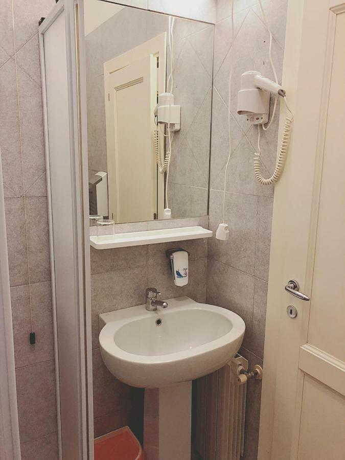 Hotel Le Ginestre Lido di Camaiore Zewnętrze zdjęcie