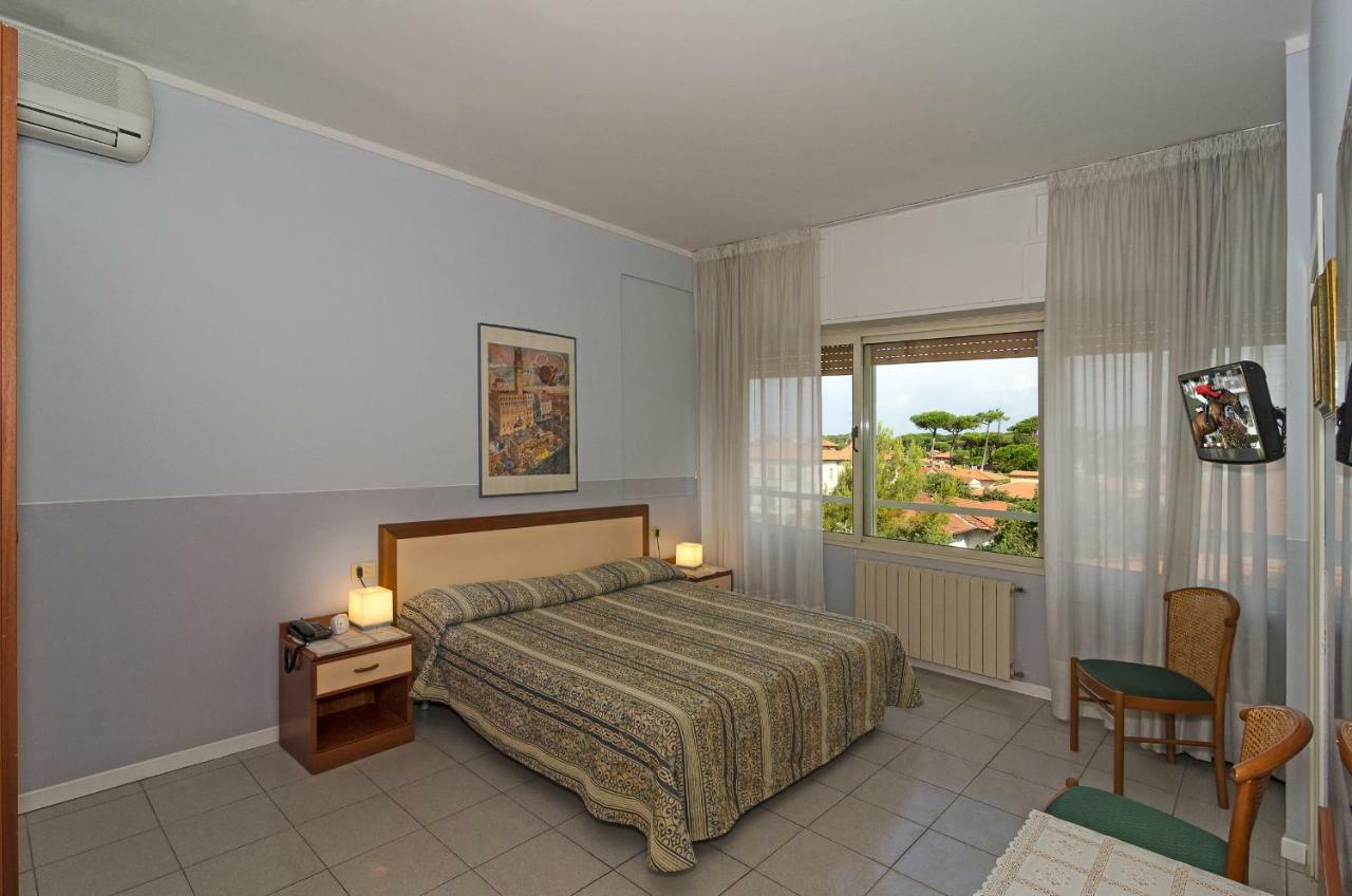 Hotel Le Ginestre Lido di Camaiore Zewnętrze zdjęcie