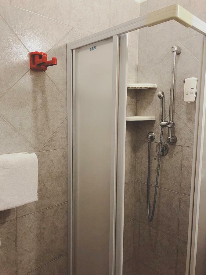 Hotel Le Ginestre Lido di Camaiore Zewnętrze zdjęcie