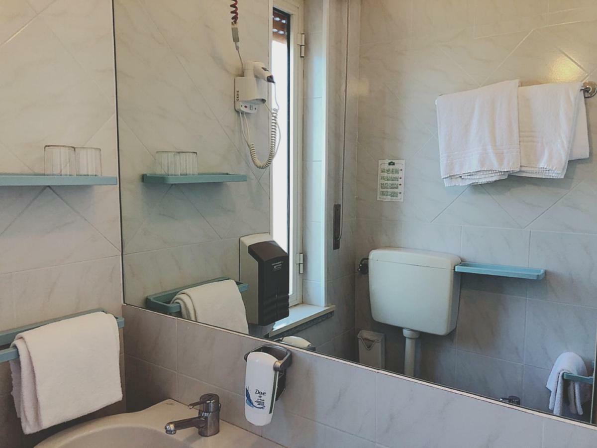 Hotel Le Ginestre Lido di Camaiore Zewnętrze zdjęcie